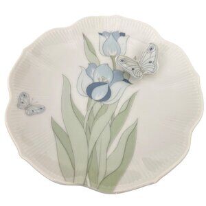 Vintage Japan Porcelain 5” Plate/Trinket Dish With Floral & 3D Butterfly Design